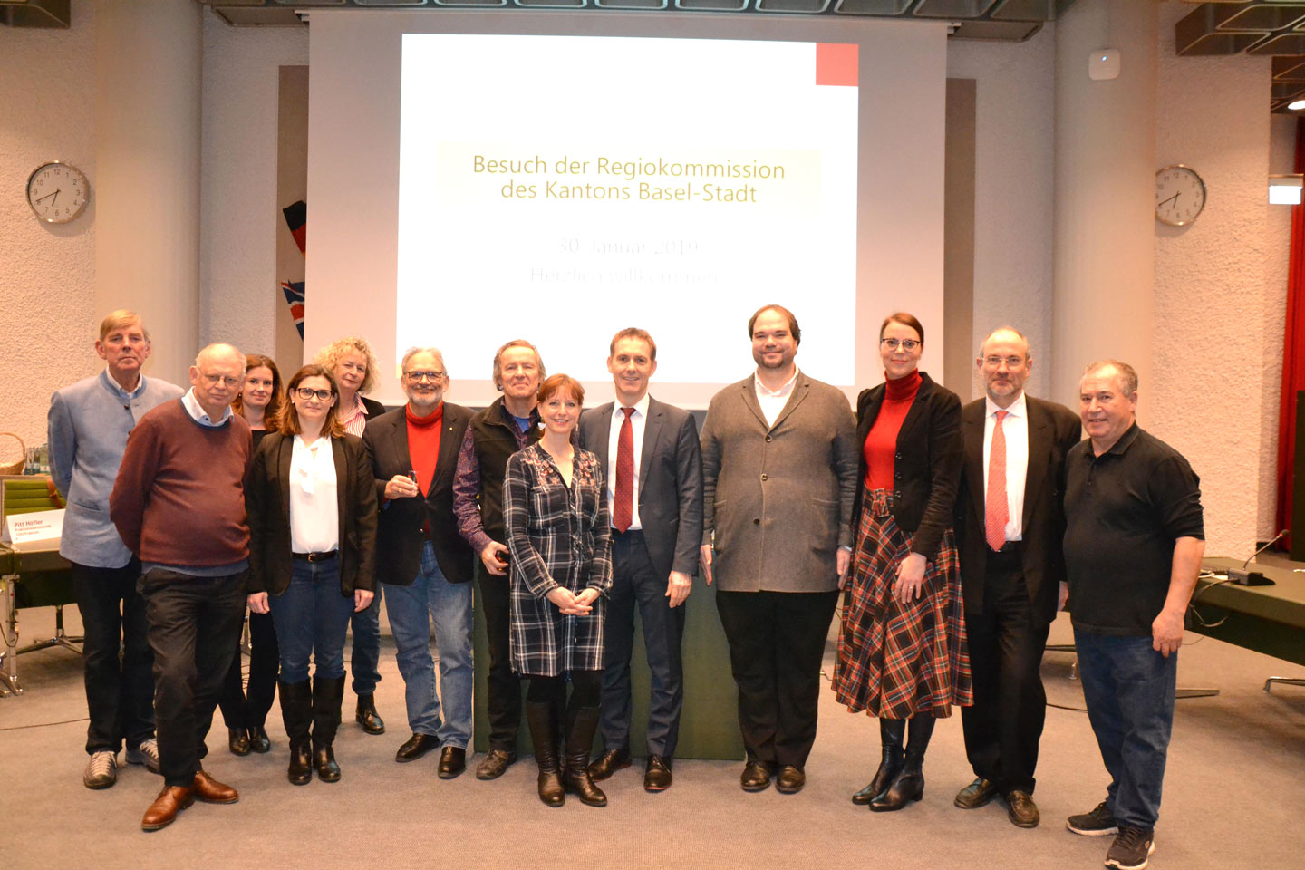 Oberbürgermeister Jörg Lutz und Bürgermeisterin Monika Neuhöfer-Avdić mit Mitgliedern der Regiokommission des Kantons Basel-Stadt